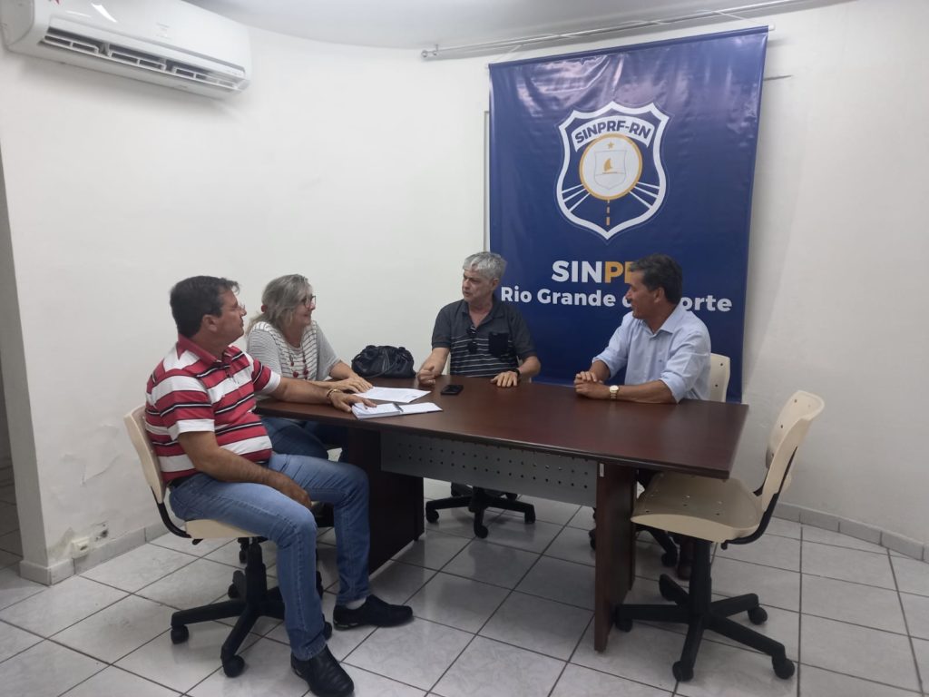 Diretoria do SINPRFRN faz reunião para tratar de assuntos diversos